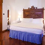 Palazzo Montalbano Oda ve Kahvaltı Scicli