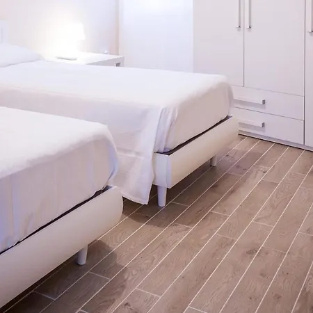 Palazzo Montalbano 3*