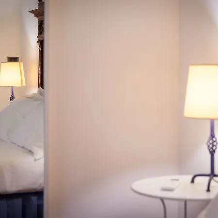Bed & Breakfast Palazzo Montalbano 3*
